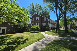 147-46 Village Rd, Briarwood, NY 11435 - Photo 24