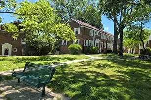 147-46 Village Rd, Briarwood, NY 11435 - Photo 22