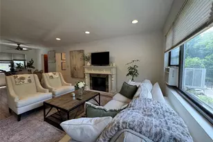 313 Main St, Roslyn, NY 11576 - Photo 12