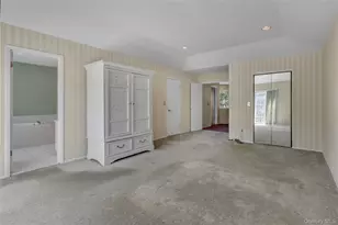 38 Lakebridge Dr S, Kings Park, NY 11754 - Photo 18