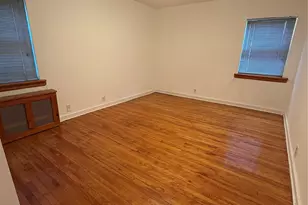 196-61 69th Ave, Fresh Meadows, NY 11365 - Photo 4