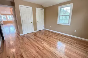 100-31 200th St, Hollis, NY 11423 - Photo 10