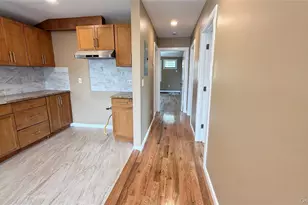 100-31 200th St, Hollis, NY 11423 - Photo 4