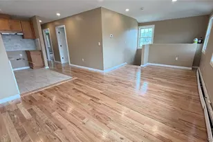 100-31 200th St, Hollis, NY 11423 - Photo 2