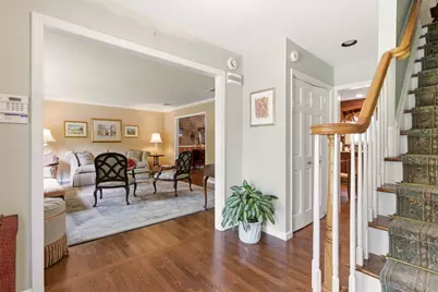 7 Lawrence Court, Syosset, NY 11791 - Photo 6