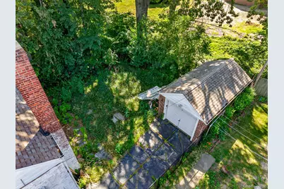 185-06 64th Avenue, Fresh Meadows, NY 11365 - Photo 6