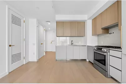 3 Court Square, Long Island City, NY 11101 - Photo 8