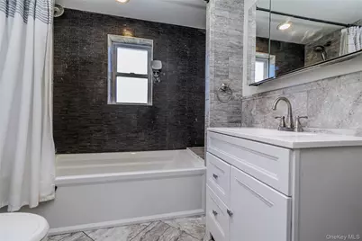 57 Island Parkway, Island Park, NY 11558 - Photo 12