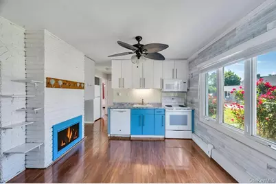 11 Wagon Lane, Levittown, NY 11756 - Photo 6