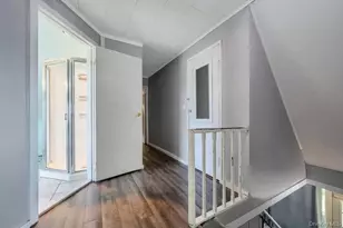 11 Wagon Ln, Levittown, NY 11756 - Photo 16