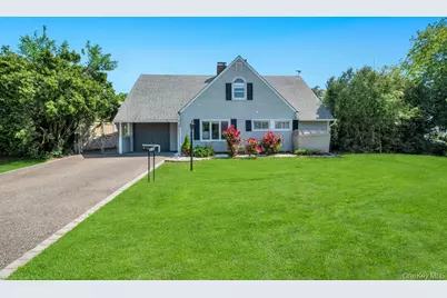 11 Wagon Lane, Levittown, NY 11756 - Photo 1