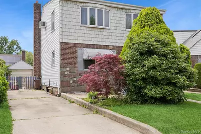 85-16 248th Street, Bellerose, NY 11426 - Photo 2