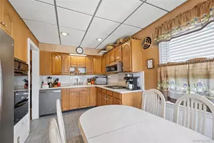 85-16 248th St, Bellerose, NY 11426 - Photo 6