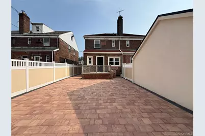 141-09 72nd Avenue, Kew Gardens, NY 11367 - Photo 16