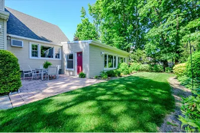 1401 Herzel Boulevard, West Babylon, NY 11704 - Photo 28
