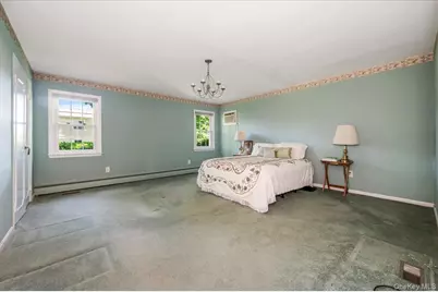 1401 Herzel Boulevard, West Babylon, NY 11704 - Photo 18