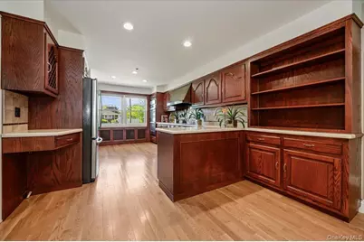 1401 Herzel Boulevard, West Babylon, NY 11704 - Photo 10