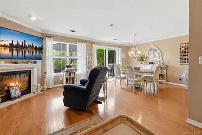 323 Erik Drive, East Setauket, NY 11733 - Photo 10