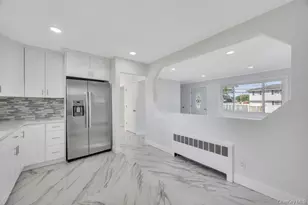 1828 Stein Dr, Bay Shore, NY 11706 - Photo 18