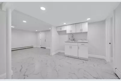1828 Stein Drive, Bay Shore, NY 11706 - Photo 38