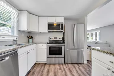 120 Smithtown Polk Boulevard, Centereach, NY 11720 - Photo 10