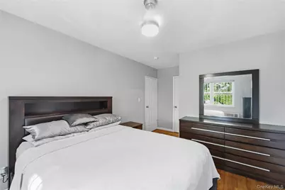 59-17 Kissena Boulevard, Flushing, NY 11355 - Photo 6
