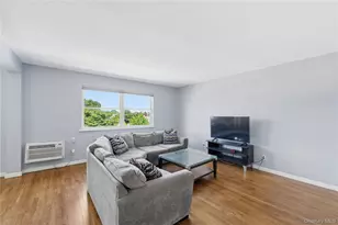 59-17 Kissena Blvd, Flushing, NY 11355 - Photo 4