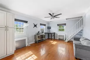 83-39 252nd St, Bellerose, NY 11426 - Photo 12