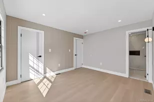 147-72 Huxley St, Rosedale, NY 11432 - Photo 10