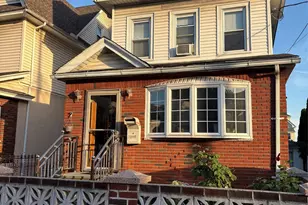 139-52 86th Rd, Jamaica, NY 11435 - Photo 2
