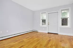 164-15 104th Rd, Jamaica, NY 11433 - Photo 8