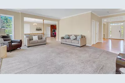 66 Canterbury Drive, Wading River, NY 11792 - Photo 18
