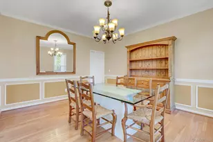 66 Canterbury Dr, Wading River, NY 11792 - Photo 8