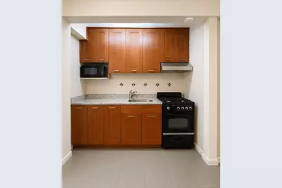 6615 Wetherole Street #C11, Rego Park, NY 11374 - Photo 4