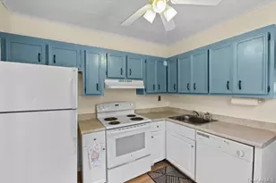 84 Riviera Dr, Mastic, NY 11950 - Photo 12