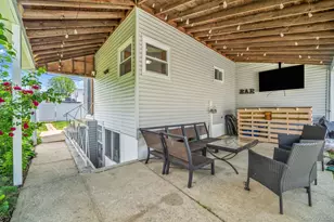 9 Nassau Ave, West Babylon, NY 11704 - Photo 30