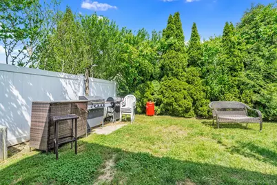 9 Nassau Avenue, West Babylon, NY 11704 - Photo 12