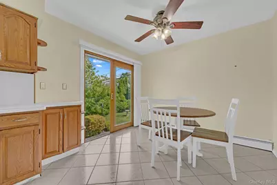 9 Nassau Avenue, West Babylon, NY 11704 - Photo 2