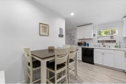 42 Larry Drive, Commack, NY 11725 - Photo 10