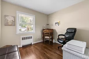 42 Larry Dr, Commack, NY 11725 - Photo 12