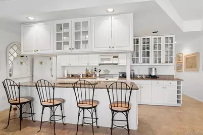 260 Dune Road #79, Westhampton Beach, NY 11978 - Photo 4