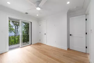 405 S Oakwood Dr, Laurel, NY 11948 - Photo 32