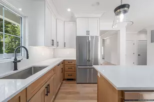 405 S Oakwood Dr, Laurel, NY 11948 - Photo 20