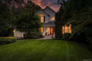 1 Fox Holw Ct, Dix Hills, NY 11746 - Photo 2