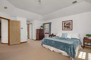 1 Fox Holw Ct, Dix Hills, NY 11746 - Photo 18