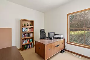 1 Fox Holw Ct, Dix Hills, NY 11746 - Photo 16