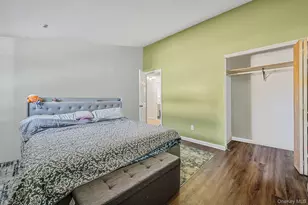 100 Patchogue-Holbrook Rd, Ronkonkoma, NY 11779 - Photo 18