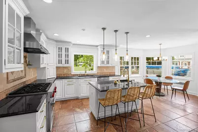 467 Hempstead Avenue, Rockville Centre, NY 11570 - Photo 6