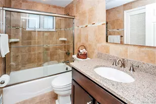 27 Coronet Ln, Plainview, NY 11803 - Photo 24