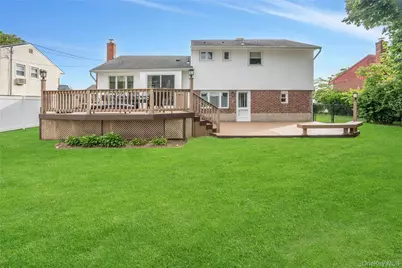 27 Coronet Lane, Plainview, NY 11803 - Photo 28